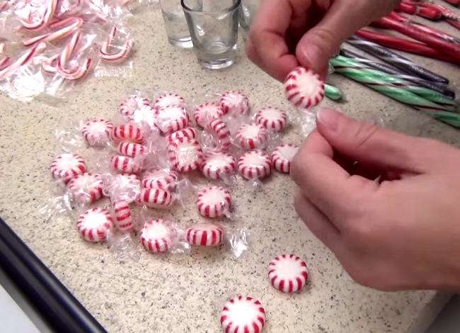 She Unwraps Dozens Of Candies, Turns Them Into A Surefire Holiday Hit