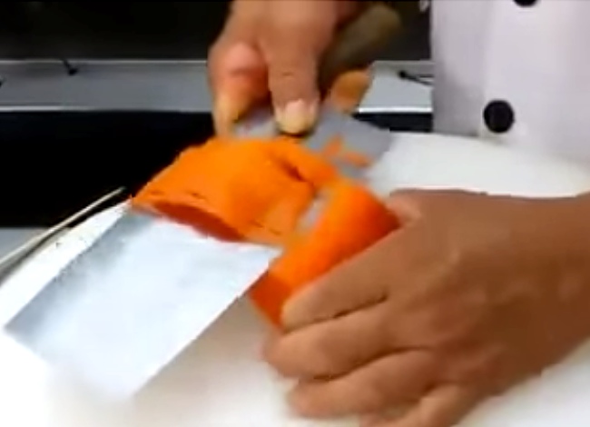 Crazy Carrot Cutting Skills. Watch Till The End!