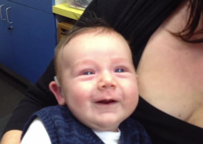 Heartwarming Reaction When Deaf Baby Hears For The First Time