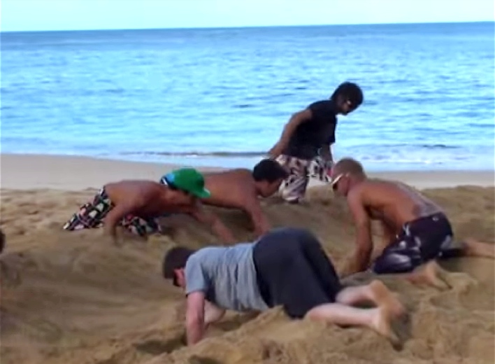 They Dig A Hole In The Sand. When The Waves Hit? Everyone Is Puzzled!