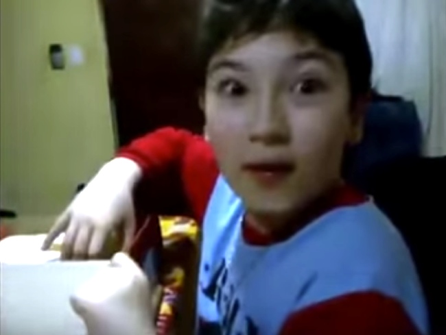 Grateful Kid Gets A Chopping Board As A Prank Gift, His Reaction Will Move You To Tears