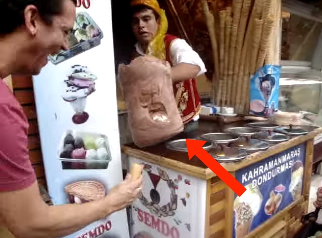 The Way This Trickster Sells Ice Cream Is Absolutely Hilarious!