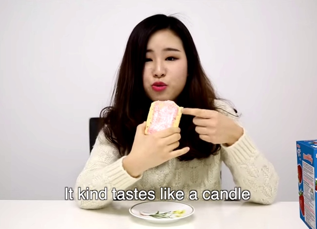 Korean Women Taste American Snacks For The First Time
