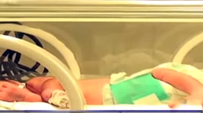 Mom Insists To See Her Lifeless Baby. When They Open The Coffin? OMG!