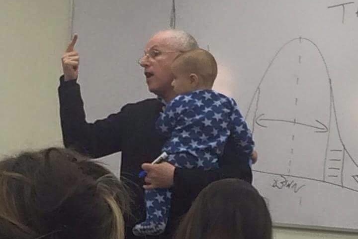 Student's Baby Starts Crying In Class, Professor Has The Best Response Ever!