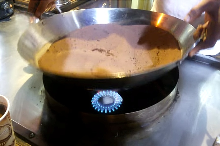 He Heats Up Sand To Make Coffee. The Result Is Mesmerizing.