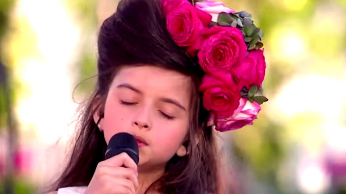 8 y/o Will Make You Believe In Reincarnation. Amy Winehouse Is Back.