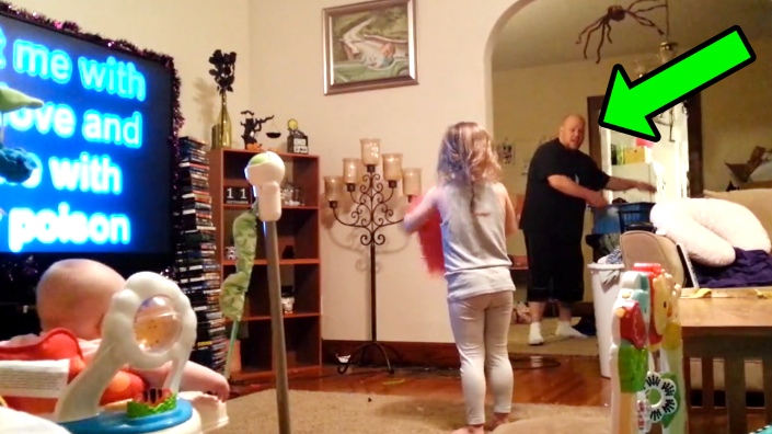 Mom Discovers How Her Husband Hilariously Takes Care Of The Kids