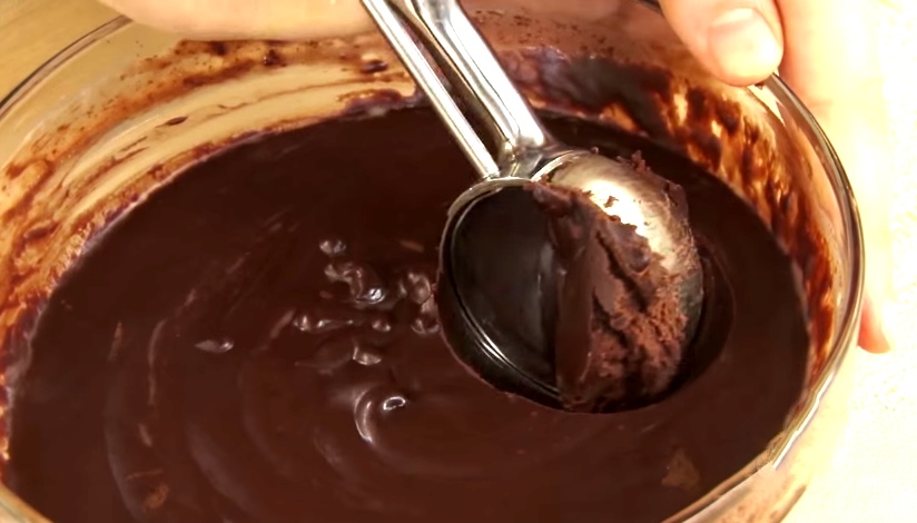 DIY Instant Hot Chocolate Is Your Key To Chocolate Heaven