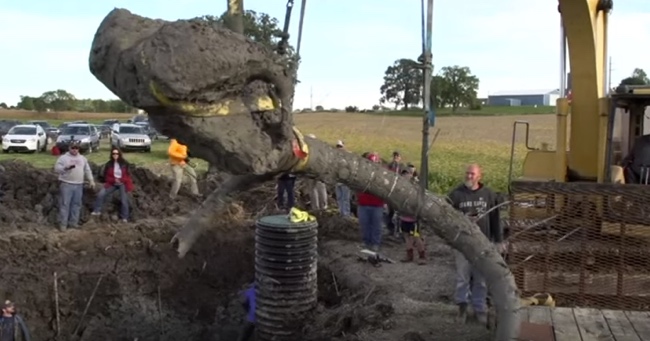 15,000 y/o Woolly Mammoth Found In Michigan Was Likely Butchered By Humans