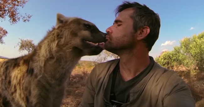 Up Close And Personal With Lion Whisperer Kevin Richardson