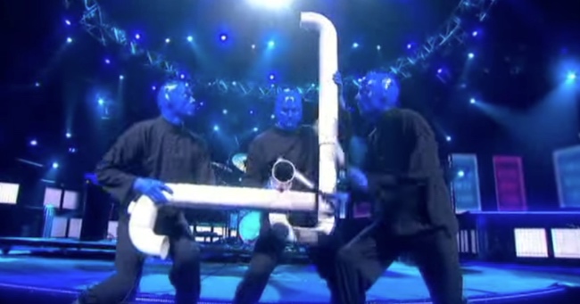 Blue Man Group Build An Instrument While Playing It Live On Stage