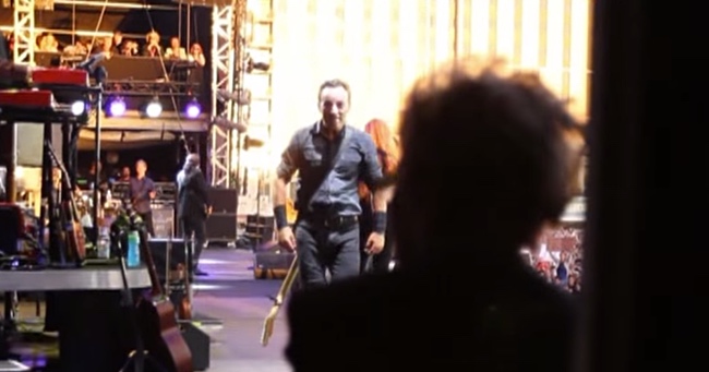 Bruce Springsteen Has A Great Concert, But Watch Who Joins Him Onstage
