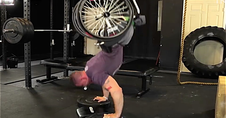 This CrossFit Athlete Can Do More Chin-Ups Than You While Strapped to a Wheelchair