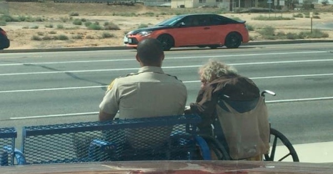 This Cop's Act of Kindness Will Restore Your Faith in Law Enforcement