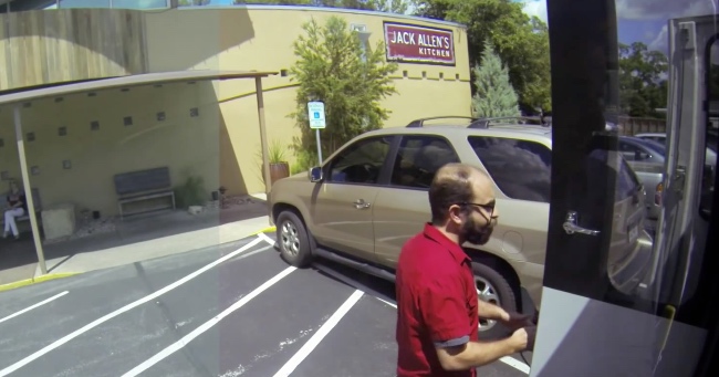 Woman Illegally Parks in Restaurant's Handicap Spot, Disability Van Driver Makes a Statement
