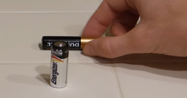 Simply Drop Your Batteries To Test If They're Dead Or Not