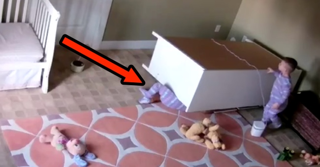 2-Year-Old Miraculously Saves Twin Brother From Falling Drawer