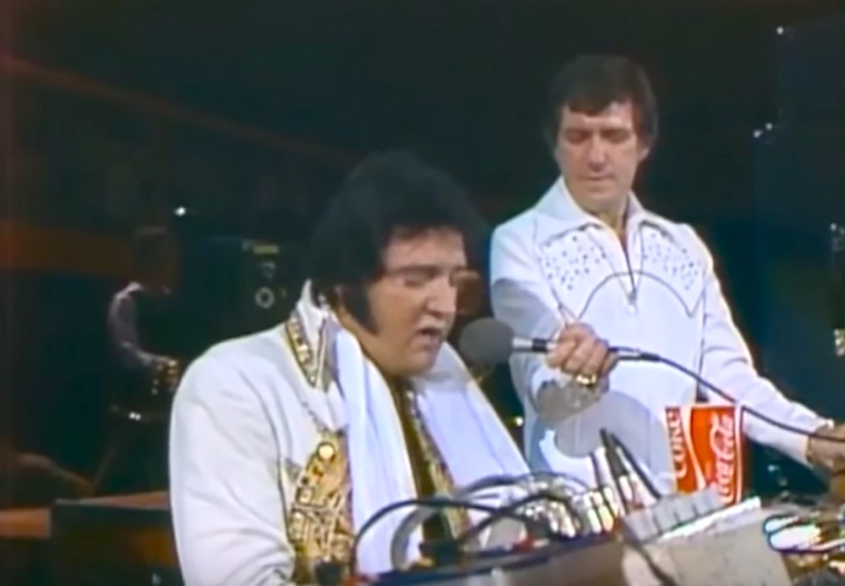 This Rare Elvis Presley Performance Will Leave Chills Down Your Spine—At 1:19, I Was Blown Away