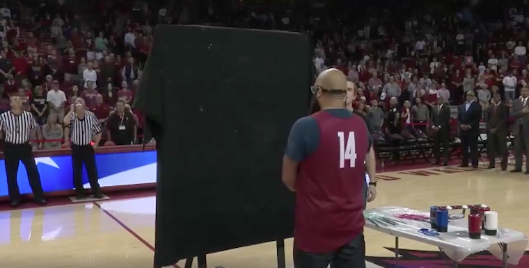 Man Paints While Singing National Anthem During Arkansas Basketball Game