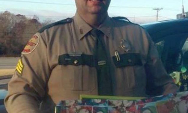 TN State Trooper Donates Gifts To Mother With 2 New Foster Sons