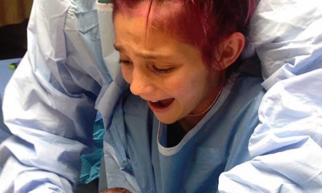 Mom Writes Emotional Facebook Post About Watching Her Daughter Deliver the New Baby