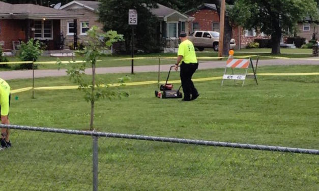 Firefighter Cuts Man’s Lawn After He’s Rushed to Hospital So He Won’t Have to Do It Later
