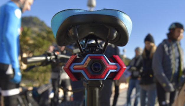 The HEXAGON – Bike Seat Light with Rear-View Camera and Turn Blinkers