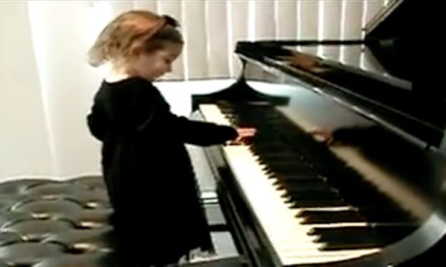 Grandma Finds Out Her 2-Year-Old Granddaughter Is a Piano Prodigy When She Walks in on Her Playing
