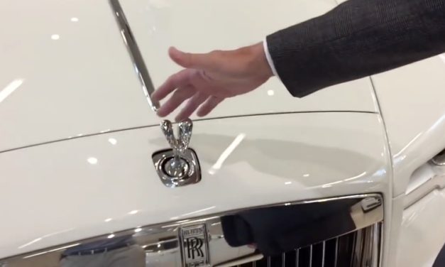 How Easy Is It to Steal the Rolls-Royce Spirit of Ecstasy Hood Ornament?