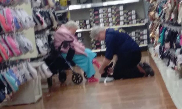 Walmart Meat Manager Helps Elderly Woman Try on Shoes, Then He Takes It to the Next Level