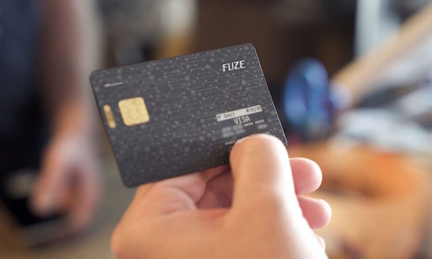FUZE Card: Combine Your Entire Wallet into One Handy Device