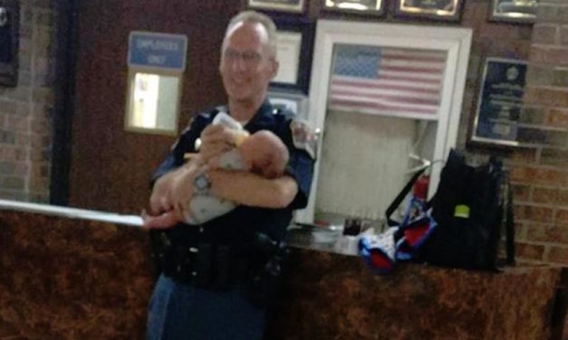 Alabama State Trooper Goes Above and Beyond to Help a Family in Need