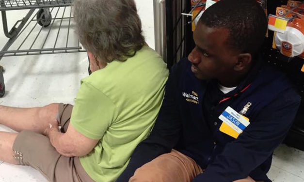 Nurse Shares Inspiring Story of Walmart Employee Who Helped a Woman in Need