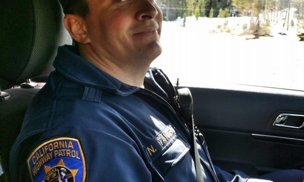 Hitchhiker Writes a Beautiful Post on Facebook After Police Officer’s Death