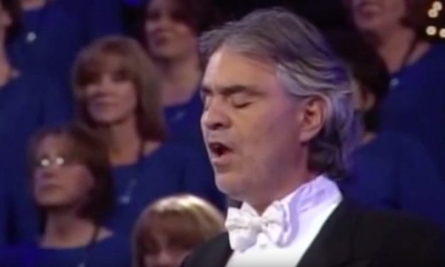Andrea Bocelli Performs Gorgeous Rendition of “The Lord’s Prayer”
