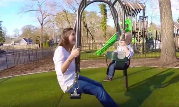 GameTime Expression Swing: Watch Your Child as You Swing with Them