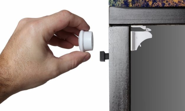 Safety Baby Cabinet Lock: Keep Those Nosy Hands Out of Dangerous Places