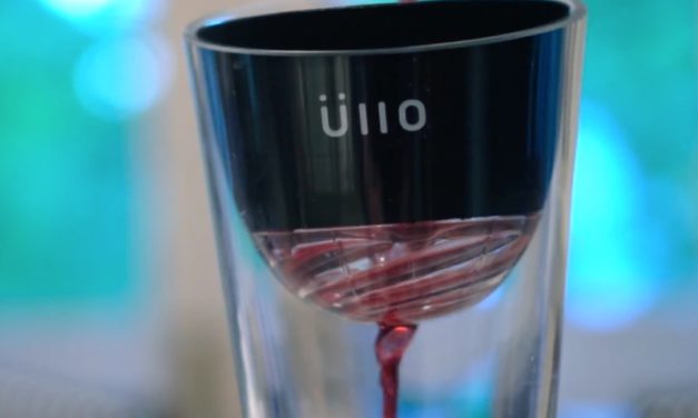 Ullo Wine Purifier: Drink Wine Without the Sulfites