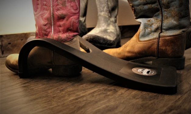 Chuck’s Woodbarn Black Jack Boot Jack: Take Off Your Boots Without Bending Over