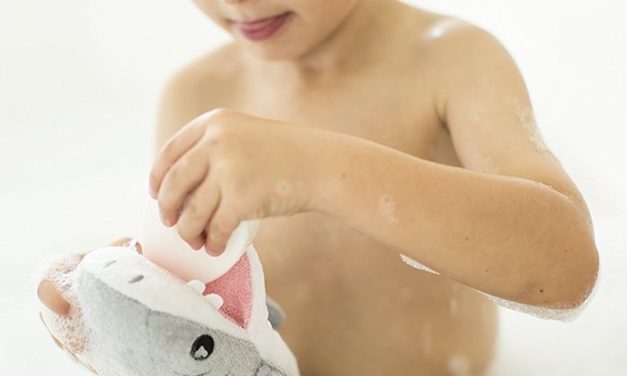 Help Your Child Enjoy Bathtime with SoapSox