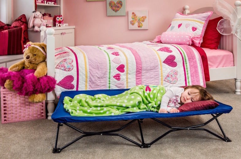 Regalo My Cot Portable Toddler Bed Have a Bed for Your Child Anywhere