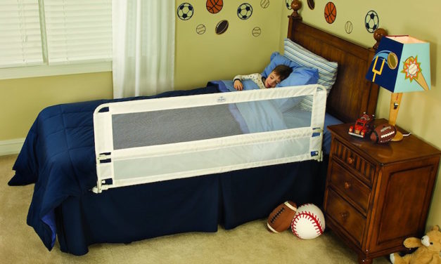 Regalo Hide Away Extra Long Bed Rail: Prevent Your Kids from Falling Out of the Bed
