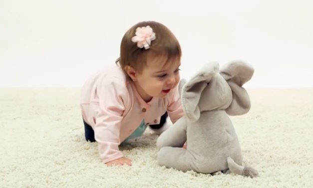 Gund Flappy Elephant: Plush Toy Sings and Plays Peek-A-Boo